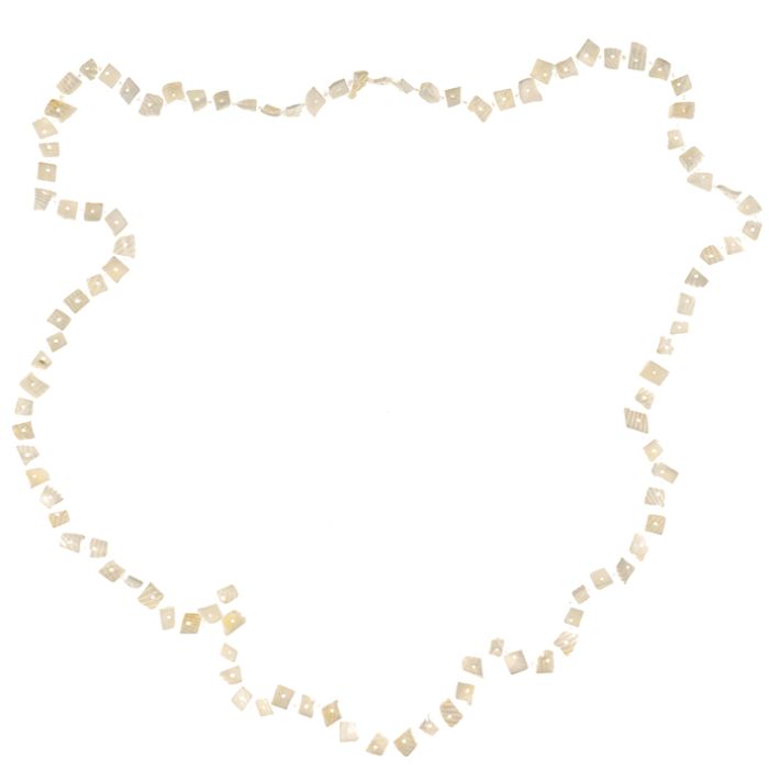 UG083-02 White square plate necklace