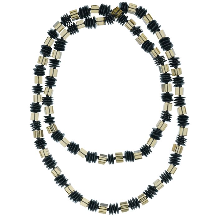 UG139-01 Dark green glass necklace