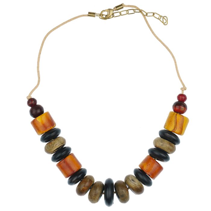 UG247 Necklace Wooden beads and crystals
